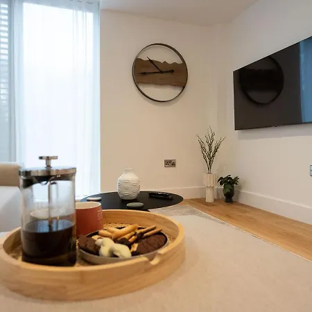 Atlas House Five * هاروغايت