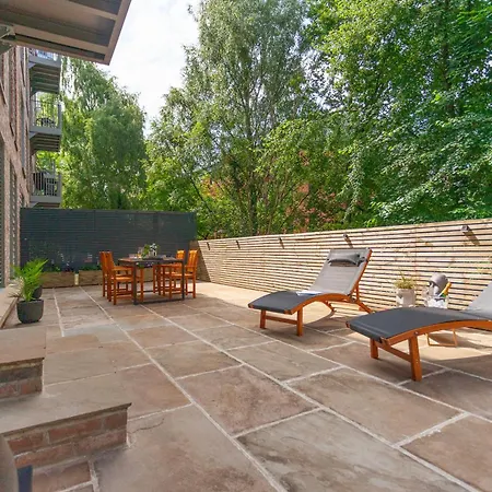 Daire Atlas House Five