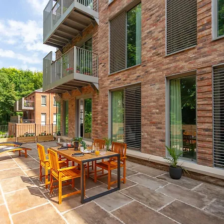 Atlas House Five Daire *